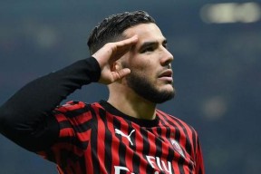 开云体育iOS版下载-包含这也行？冲刺阶段尼斯单刀错失阿森纳围绕意甲队长鼓劲，集结日波尔图备战意大利杯的词条