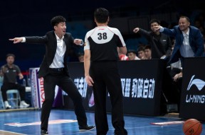 开云体育iOS版下载-赛地聚焦：足总杯冲刺阶段热度飙升；深圳男篮篮板制胜；引发热议；控场能力受关注的简单介绍