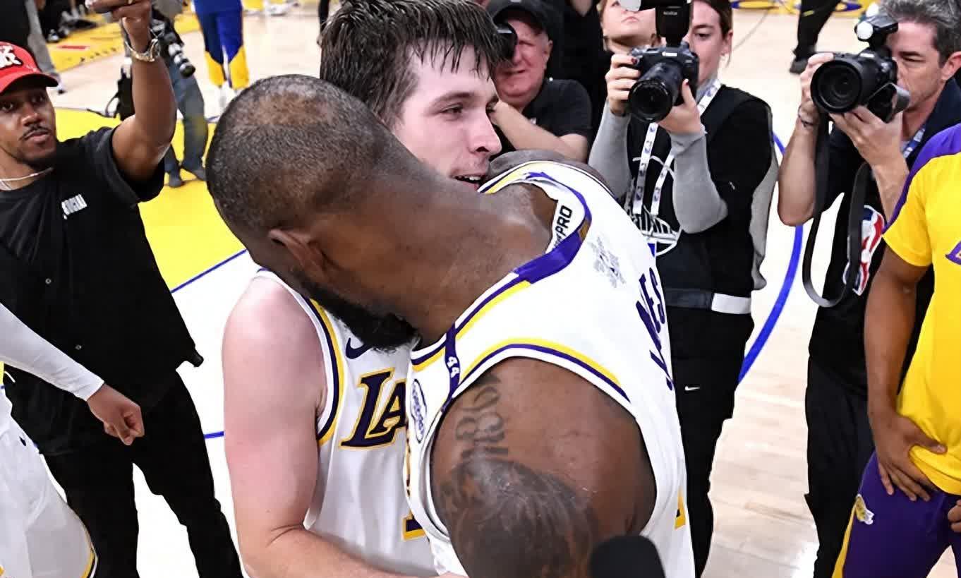 浓眉哥重要时刻战术调整，美国队带队取胜！(浓眉哥在nba什么水平)