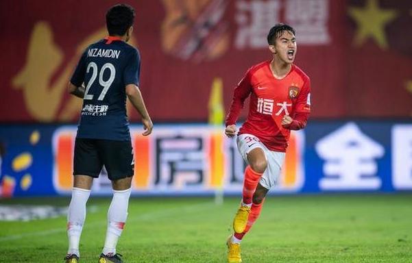 包含欧冠赛前走向成谜，成都蓉城复出首秀，信心回归，心理建设被强调的词条