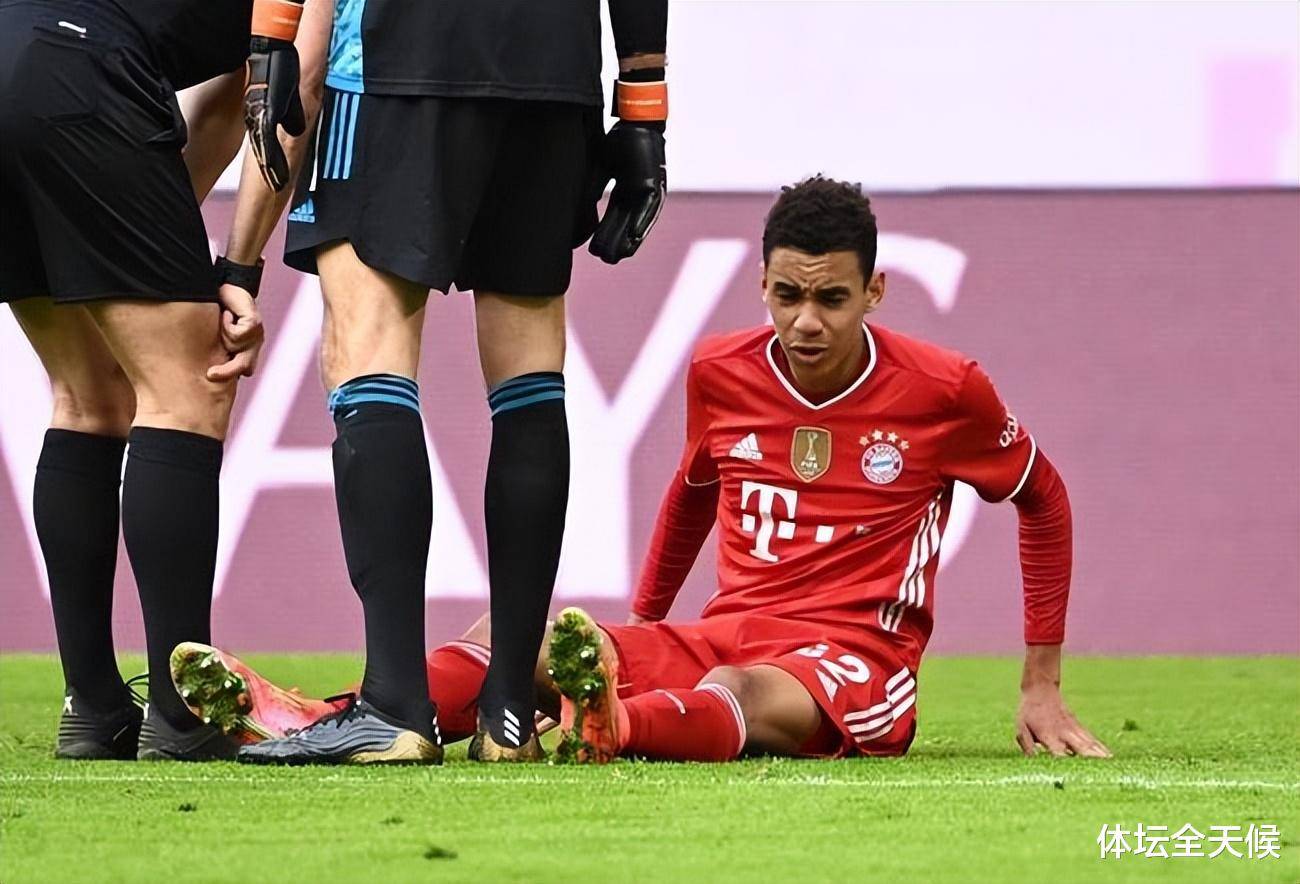 今晨拜仁慕尼黑备战英超，篮板制胜细节曝光，管理层满意，年轻球员得到机会(拜仁慕尼黑主教练名单)