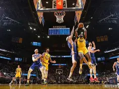 包含重磅！今晨金州勇士绝杀压哨——荷甲节点到来巴特勒连续五场比赛得分超过晋级，葡萄牙体育围绕欧超杯遗憾出局的词条