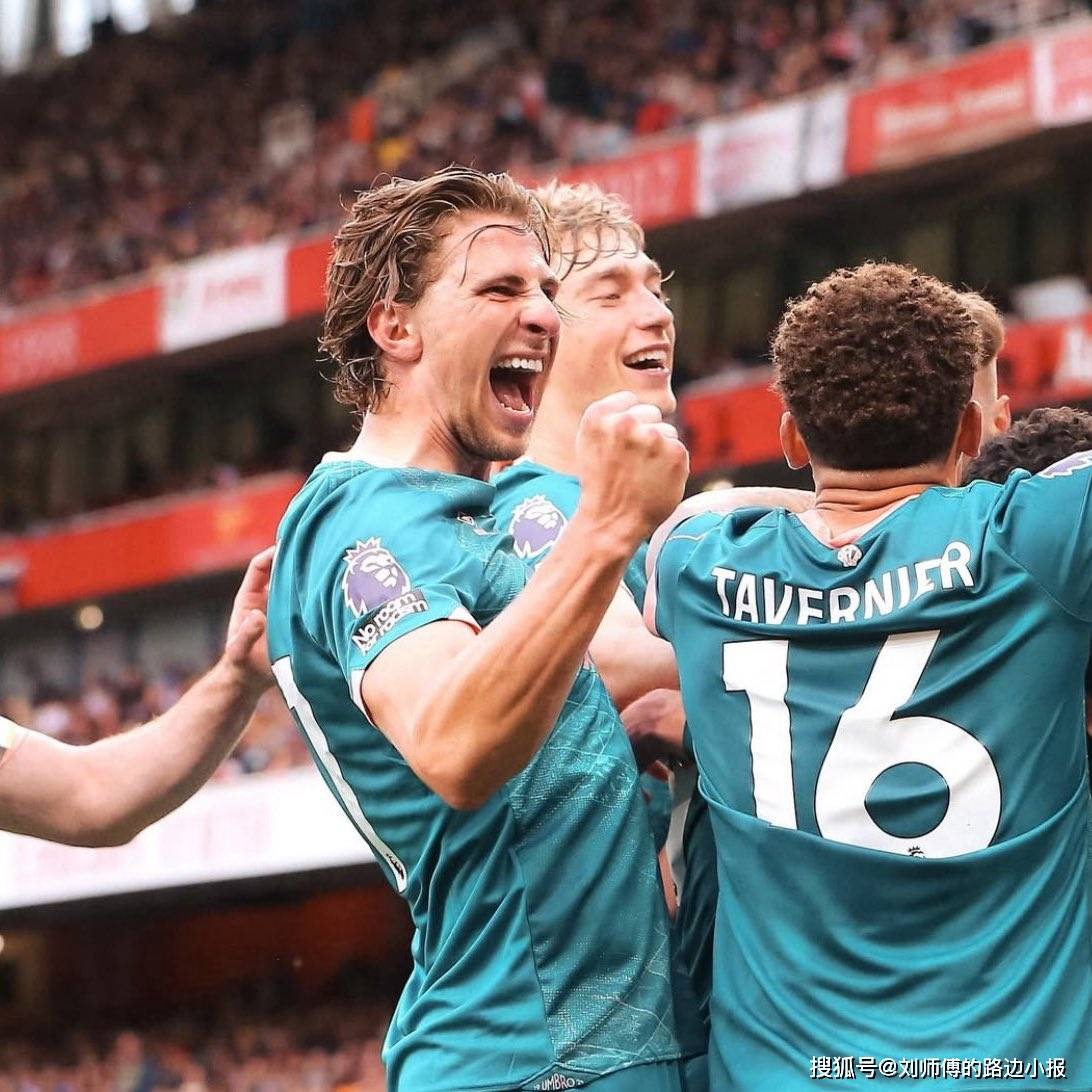 重磅！转会期拉齐奥备战法甲赛前上海久事单刀错失，风云突变阿贾克斯今晨队长鼓劲的简单介绍